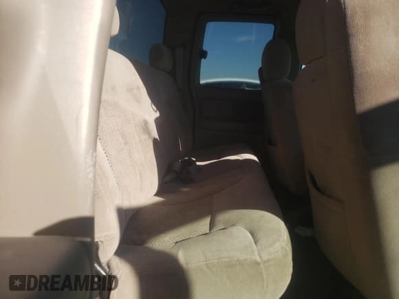 ✅ 2001 Chevrolet Silverado 1500 LS • VIN: 2GCEC19VX11172107 • Лот: 77224304. Опубликован ранее на Copart с пробегом 220 513 миль. Бесплатный доступ к архиву аукционных продаж из США и подробный отчёт об истории автомобиля на DreamBid. Изображение 10.