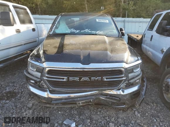 ✅ 2019 Ram 1500 Big Horn • VIN: 1C6SRFFT7KN654977 • Lot: 86825825. Wystawiony na Copart z przebiegiem 94 239 mil. Bezpłatny archiwum sprzedaży aukcyjnych z USA i szczegółowy raport historii pojazdu na DreamBid. Zdjęcie 5.