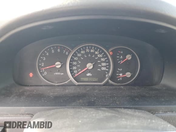 ✅ 2005 Kia Sedona LX • VIN: KNDUP132356769452 • Lot: 82835494. Wystawiony na Copart z przebiegiem 93 845 mil. Bezpłatny archiwum sprzedaży aukcyjnych z USA i szczegółowy raport historii pojazdu na DreamBid. Zdjęcie 9.