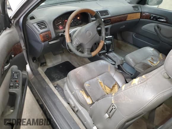✅ 1997 Acura CL Premium • VIN: 19UYA2258VL011453 • Lot: 77337344. Listed on Copart with 216,475 mi. Free auction sales archive from the USA and detailed vehicle history report at DreamBid. Image 8.