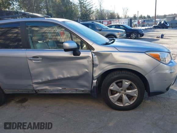 ✅ 2014 Subaru Forester Limited • VIN: JF2SJAHC5EH443748 • Lot: 43853197. Listed on IAAI with 127,520 mi. Free auction sales archive from the USA and detailed vehicle history report at DreamBid. Image 6.