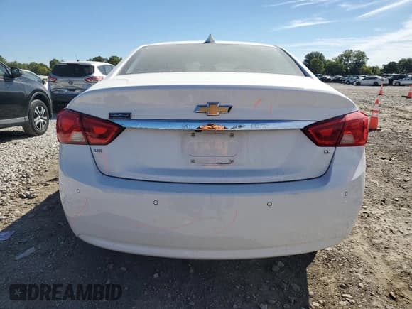 ✅ 2017 Chevrolet Impala LT • VIN: 1G1105S39HU117937 • Лот: 69610654. Опубликован ранее на Copart с пробегом 154 699 миль. Бесплатный доступ к архиву аукционных продаж из США и подробный отчёт об истории автомобиля на DreamBid. Изображение 6.