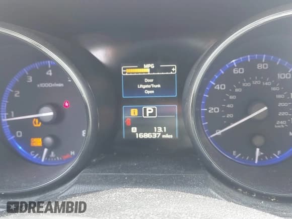 ✅ 2015 Subaru Outback Limited • VIN: 4S4BSBLC6F3345914 • Lot: 42473323. Listed on IAAI with 168,637 mi. Free auction sales archive from the USA and detailed vehicle history report at DreamBid. Image 7.