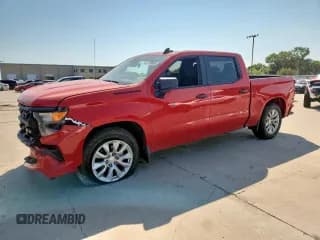 ✅ 2022 Chevrolet Silverado 1500 Custom • VIN: 3GCPABEK9NG517382 • Лот: 67778005. Опубликован ранее на Copart с пробегом 68 081 миль. Бесплатный доступ к архиву аукционных продаж из США и подробный отчёт об истории автомобиля на DreamBid. Изображение 1.