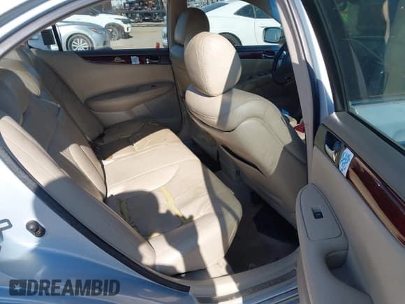 ✅ 2004 Lexus ES 350 • VIN: JTHBA30G345039693 • Лот: 43790699. Опубликован ранее на IAAI с пробегом 243 018 миль. Бесплатный доступ к архиву аукционных продаж из США и подробный отчёт об истории автомобиля на DreamBid. Изображение 8.