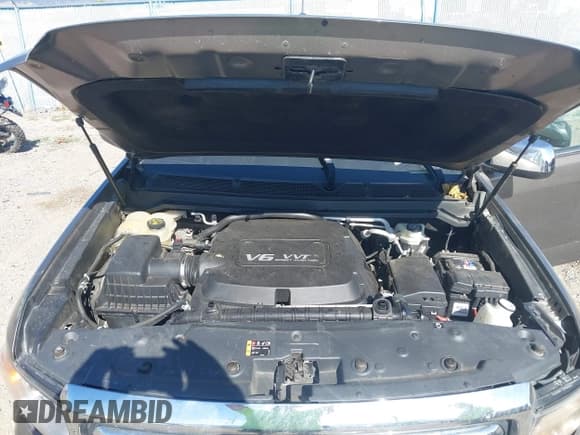 ✅ 2015 GMC Canyon 4WD SLT • VIN: 1GTG6CE37F1119328 • Lot: 43262764. Wystawiony na IAAI z przebiegiem Nie podano. Bezpłatny archiwum sprzedaży aukcyjnych z USA i szczegółowy raport historii pojazdu na DreamBid. Zdjęcie 10.