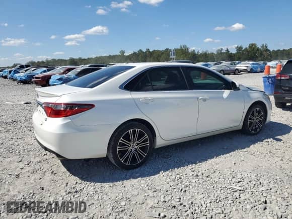 2016 Toyota Camry XLE с VIN 4T1BF1FK8GU171017, выставлен на аукционе Copart как лот 84819845 с пробегом 96 537 миль миль и Списание • Salvage title. История ставок и продаж доступна на DreamBid. Изображение 3.