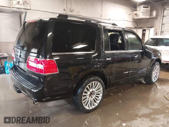✅ 2013 Lincoln Navigator • VIN: 5LMJJ2J50DEL06155 • Лот: 41962778. Опубликован ранее на IAAI с пробегом 143 769 миль. Бесплатный доступ к архиву аукционных продаж из США и подробный отчёт об истории автомобиля на DreamBid. Изображение 4.