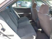 ✅ 2002 Toyota Camry • VIN: 4T1BE32A12U047877 • Lot: 42297509. Wystawiony na IAAI z przebiegiem 78 692 mil. Bezpłatny archiwum sprzedaży aukcyjnych z USA i szczegółowy raport historii pojazdu na DreamBid. Zdjęcie 8.