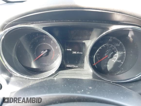 ✅ 2019 Mitsubishi Outlander ES • VIN: JA4AP3AU7KU034204 • Lot: 43580262. Wystawiony na IAAI z przebiegiem 64 273 mil. Bezpłatny archiwum sprzedaży aukcyjnych z USA i szczegółowy raport historii pojazdu na DreamBid. Zdjęcie 7.