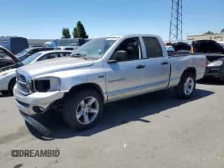 2007 Dodge 1500 SLT z VIN 1D7HA182X7J522933, wystawiony jako Copart lot #64195154 z przebiegiem 174 835 mil mil oraz Szkoda całkowita • Salvage title. Historia ofert i sprzedaży dostępna na DreamBid. Obrazek 1.