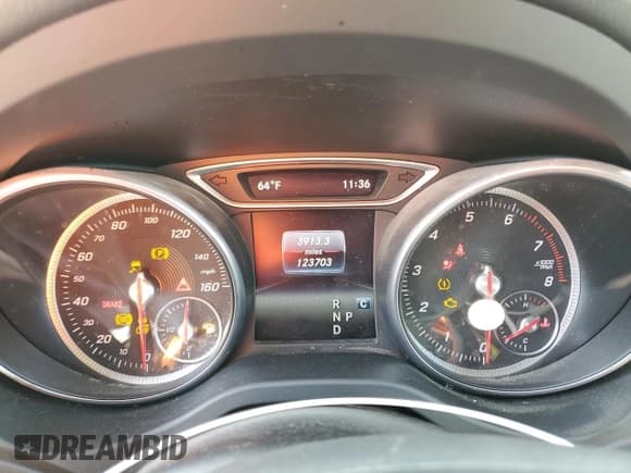 ✅ 2017 Mercedes-Benz CLA 250 • VIN: WDDSJ4EBXHN466501 • Lot: 91201735. Wystawiony na Copart z przebiegiem 123 703 mil. Bezpłatny archiwum sprzedaży aukcyjnych z USA i szczegółowy raport historii pojazdu na DreamBid. Zdjęcie 9.