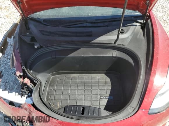 ✅ 2018 Tesla Model 3 Long Range Battery • VIN: 5YJ3E1EA4JF004626 • Lot: 85544525. Wystawiony na Copart z przebiegiem 105 240 mil. Bezpłatny archiwum sprzedaży aukcyjnych z USA i szczegółowy raport historii pojazdu na DreamBid. Zdjęcie 11.