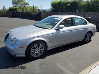 ✅ 2003 Jaguar S-Type • VIN: SAJEA01U23HM58294 • Lot: 54791585. Wystawiony na Copart z przebiegiem Nie podano. Bezpłatny archiwum sprzedaży aukcyjnych z USA i szczegółowy raport historii pojazdu na DreamBid. Zdjęcie 1.