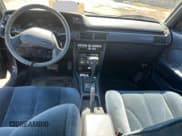 ✅ 1987 Toyota Camry • VIN: JT2SV22F2H3016128 • Lot: 87458365. Wystawiony na Copart z przebiegiem 261 323 mil. Bezpłatny archiwum sprzedaży aukcyjnych z USA i szczegółowy raport historii pojazdu na DreamBid. Zdjęcie 9.