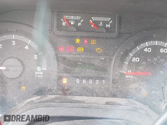 ✅ 2011 Ford Econoline Passenger XL • VIN: 1FBSS3BL3BDA28502 • Lot: 43770976. Wystawiony na IAAI z przebiegiem 105 192 mil. Bezpłatny archiwum sprzedaży aukcyjnych z USA i szczegółowy raport historii pojazdu na DreamBid. Zdjęcie 7.