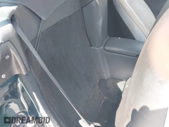 ✅ 2005 Mercedes-Benz SLK 230/320 • VIN: WDBWK56F85F072404 • Lot: 43241957. Listed on IAAI with 112,829 mi. Free auction sales archive from the USA and detailed vehicle history report at DreamBid. Image 8.