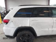 ✅ 2018 Jeep Grand Cherokee Laredo E • VIN: 1C4RJFAG6JC425810 • Лот: 43824522. Опубликован ранее на IAAI с пробегом 131 520 миль. Бесплатный доступ к архиву аукционных продаж из США и подробный отчёт об истории автомобиля на DreamBid. Изображение 6.