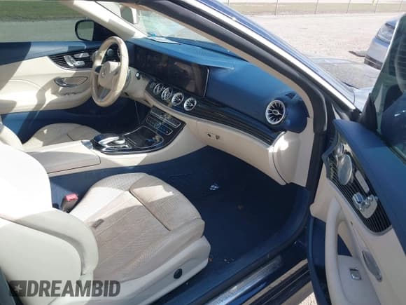 ✅ 2018 Mercedes-Benz E 400 • VIN: WDD1K6FB0JF033143 • Лот: 41506217. Опубликован ранее на IAAI с пробегом 93 897 миль. Бесплатный доступ к архиву аукционных продаж из США и подробный отчёт об истории автомобиля на DreamBid. Изображение 5.