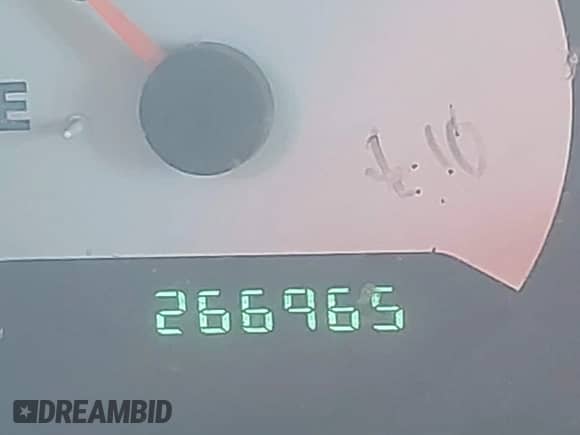 2005 Dodge Caravan SE с VIN 1D4GP25E85B333037, выставлен на аукционе IAAI как лот 43546421 с пробегом 266 965 миль миль и . История ставок и продаж доступна на DreamBid. Изображение 15.