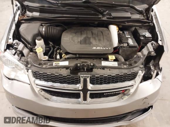 ✅ 2018 Dodge Grand Caravan SXT • VIN: 2C4RDGCG6JR225060 • Lot: 43425559. Wystawiony na IAAI z przebiegiem 58 042 mil. Bezpłatny archiwum sprzedaży aukcyjnych z USA i szczegółowy raport historii pojazdu na DreamBid. Zdjęcie 10.