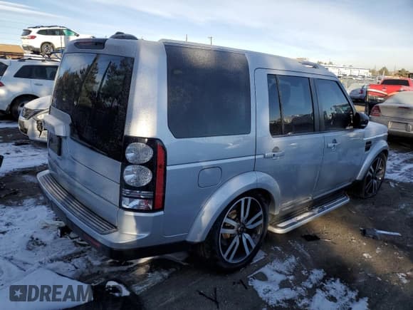 ✅ 2016 Land Rover LR4 HSE Lux • VIN: SALAK2V62GA831584 • Лот: 37397774. Опубликован ранее на Copart с пробегом 41 455 миль. Бесплатный доступ к архиву аукционных продаж из США и подробный отчёт об истории автомобиля на DreamBid. Изображение 3.