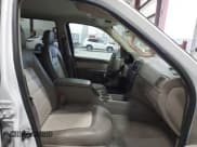 ✅ 2004 Ford Explorer Eddie Bauer • VIN: 1FMZU74K84UB97753 • Lot: 40861041. Listed on IAAI with 110,304 mi. Free auction sales archive from the USA and detailed vehicle history report at DreamBid. Image 5.