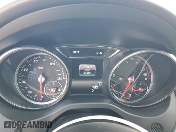 ✅ 2019 Mercedes-Benz GLA 250 • VIN: WDCTG4GB2KU020330 • Lot: 82162135. Wystawiony na Copart z przebiegiem 34 309 mil. Bezpłatny archiwum sprzedaży aukcyjnych z USA i szczegółowy raport historii pojazdu na DreamBid. Zdjęcie 9.