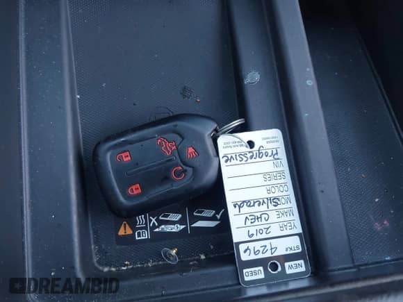 2019 Chevrolet Silverado 1500 High Country с VIN 1GCUYHED5KZ231124, выставлен на аукционе IAAI как лот 42491086 с пробегом 96 124 миль миль и . История ставок и продаж доступна на DreamBid. Изображение 11.