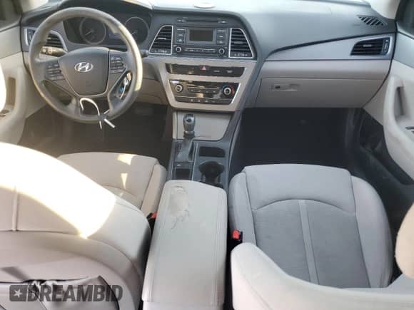 2016 Hyundai Sonata SE с VIN 5NPE24AF0GH408263, выставлен на аукционе Copart как лот 91452305 с пробегом 127 242 миль миль и Списание • Salvage title. История ставок и продаж доступна на DreamBid. Изображение 8.