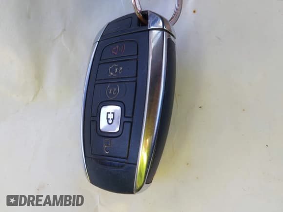 ✅ 2019 Lincoln Nautilus Reserve • VIN: 2LMPJ8LP9KBL18638 • Lot: 43640836. Wystawiony na IAAI z przebiegiem 77 661 mil. Bezpłatny archiwum sprzedaży aukcyjnych z USA i szczegółowy raport historii pojazdu na DreamBid. Zdjęcie 11.