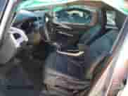 2018 Chevrolet Bolt EV Premier z VIN 1G1FX6S01J4132757, wystawiony jako Copart lot #73726613 z przebiegiem 23 519 mil mil oraz . Historia ofert i sprzedaży dostępna na DreamBid. Obrazek 7.