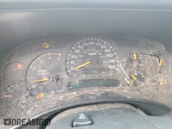 ✅ 2006 Chevrolet Silverado 2500HD Work Truck • VIN: 1GCHK29UX6E241591 • Lot: 68524904. Wystawiony na Copart z przebiegiem 222 895 mil. Bezpłatny archiwum sprzedaży aukcyjnych z USA i szczegółowy raport historii pojazdu na DreamBid. Zdjęcie 9.