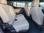 ✅ 2024 Chevrolet Traverse LS • VIN: 1GNESTKW2RJ139340 • Lot: 91513645. Wystawiony na Copart z przebiegiem 36 012 mil. Bezpłatny archiwum sprzedaży aukcyjnych z USA i szczegółowy raport historii pojazdu na DreamBid. Zdjęcie 11.