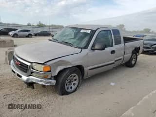 2005 GMC Sierra 1500 Work Truck with VIN 1GTEC19Z55Z285818, listed as a Copart auction lot 82269075 with Not provided miles and Clean title. Bid and sale history available at DreamBid. Image 1.