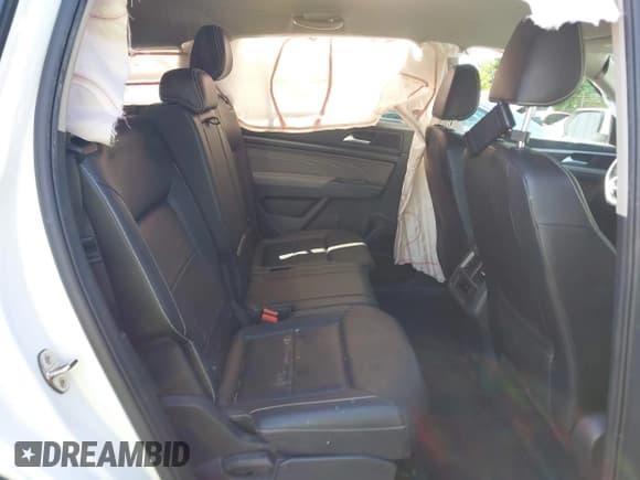 ✅ 2021 Volkswagen Atlas SE • VIN: 1V2HR2CA1MC551176 • Lot: 42096369. Listed on IAAI with 80,876 mi. Free auction sales archive from the USA and detailed vehicle history report at DreamBid. Image 8.