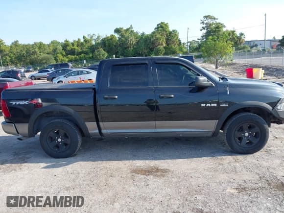 ✅ 2009 Dodge 1500 Laramie • VIN: 1D3HV13T89S713222 • Lot: 42346085. Wystawiony na IAAI z przebiegiem 148 110 mil. Bezpłatny archiwum sprzedaży aukcyjnych z USA i szczegółowy raport historii pojazdu na DreamBid. Zdjęcie 13.