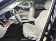 ✅ 2021 Volvo XC90 Momentum • VIN: YV4A22PK0M1718369 • Лот: 69296905. Опубликован ранее на Copart с пробегом 47 395 миль. Бесплатный доступ к архиву аукционных продаж из США и подробный отчёт об истории автомобиля на DreamBid. Изображение 7.