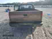 1999 Chevrolet S-10 LS с VIN 1GCCS19X7XK189242, выставлен на аукционе Copart как лот 77129404 с пробегом 208 281 миль миль и Списание • Salvage title. История ставок и продаж доступна на DreamBid. Изображение 6.