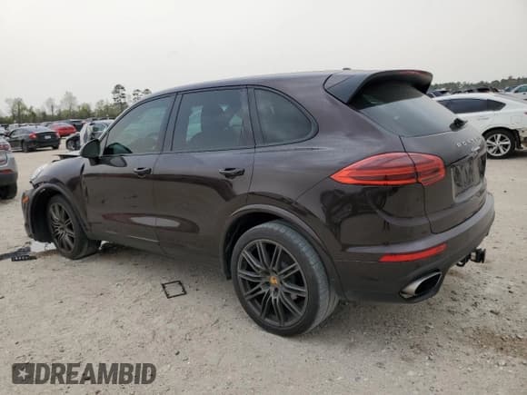 ✅ 2017 Porsche Cayenne • VIN: WP1AA2A20HKA86101 • Lot: 49538825. Listed on Copart with 107,981 mi. Free auction sales archive from the USA and detailed vehicle history report at DreamBid. Image 2.