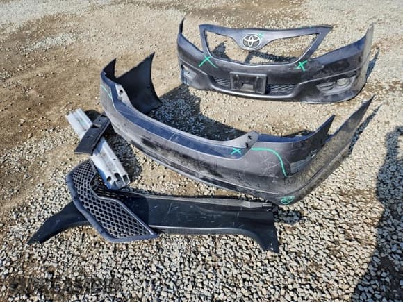 ✅ 2010 Toyota Camry • VIN: 4T1BF3EK2AU501593 • Lot: 94998645. Listed on Copart with 187,265 mi. Free auction sales archive from the USA and detailed vehicle history report at DreamBid. Image 12.