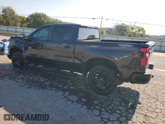 2024 Chevrolet Silverado 1500 Custom Trail Boss z VIN 3GCPDCEK3RG154533, wystawiony jako Copart lot #80881115 z przebiegiem 17 821 mil mil oraz Szkoda całkowita • Salvage title. Historia ofert i sprzedaży dostępna na DreamBid. Obrazek 2.