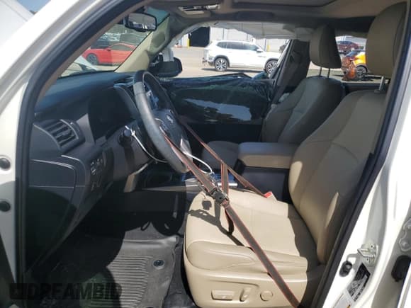 ✅ 2022 Toyota 4Runner SR5 Premium • VIN: JTEFU5JR4N5253675 • Lot: 65513525. Listed on Copart with 61,860 mi. Free auction sales archive from the USA and detailed vehicle history report at DreamBid. Image 7.