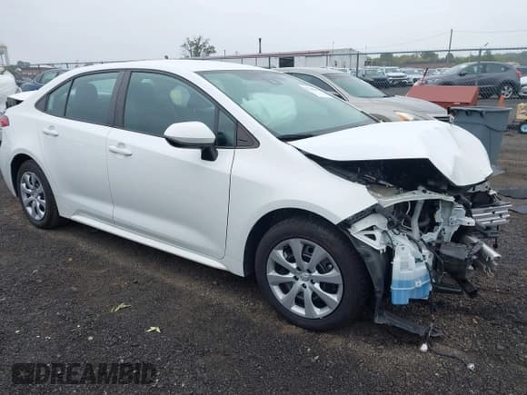 ✅ 2021 Toyota Corolla LE • VIN: 5YFEPMAE2MP192813 • Lot: 43190893. Listed on IAAI with 36,399 mi. Free auction sales archive from the USA and detailed vehicle history report at DreamBid. Image 1.