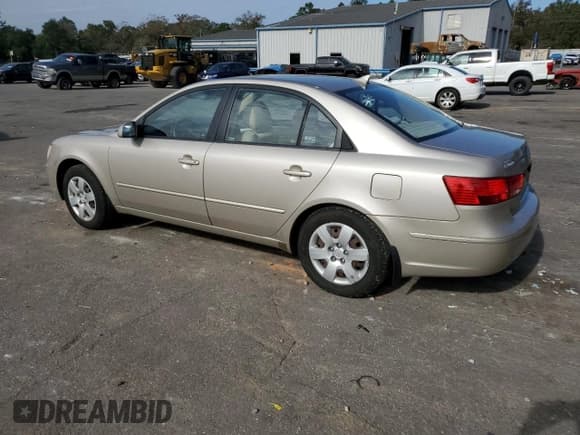 ✅ 2009 Hyundai Sonata GLS • VIN: 5NPET46C79H451433 • Лот: 82419854. Опубликован ранее на Copart с пробегом 50 565 миль. Бесплатный доступ к архиву аукционных продаж из США и подробный отчёт об истории автомобиля на DreamBid. Изображение 2.