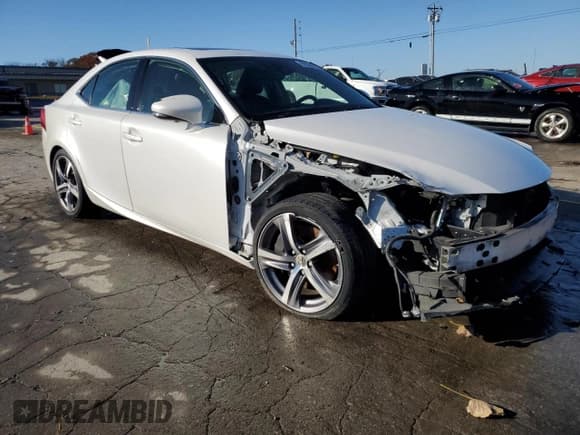 ✅ 2018 Lexus IS 300 • VIN: JTHBA1D2XJ5079932 • Lot: 91569715. Wystawiony na Copart z przebiegiem 111 039 mil. Bezpłatny archiwum sprzedaży aukcyjnych z USA i szczegółowy raport historii pojazdu na DreamBid. Zdjęcie 4.