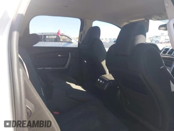 ✅ 2012 GMC Acadia SL • VIN: 1GKKRNED1CJ393341 • Lot: 43758520. Wystawiony na IAAI z przebiegiem 120 291 mil. Bezpłatny archiwum sprzedaży aukcyjnych z USA i szczegółowy raport historii pojazdu na DreamBid. Zdjęcie 8.