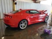✅ 2019 Chevrolet Camaro 2LT • VIN: 1G1FD1RS8K0118608 • Lot: 91563525. Wystawiony na Copart z przebiegiem 38 599 mil. Bezpłatny archiwum sprzedaży aukcyjnych z USA i szczegółowy raport historii pojazdu na DreamBid. Zdjęcie 3.