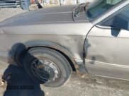 ✅ 1996 Oldsmobile Cutlass Ciera 1SA VX5 • VIN: 1G3AJ55M3T6421478 • Lot: 43394244. Wystawiony na IAAI z przebiegiem 86 088 mil. Bezpłatny archiwum sprzedaży aukcyjnych z USA i szczegółowy raport historii pojazdu na DreamBid. Zdjęcie 12.