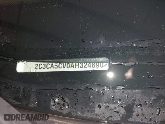 ✅ 2010 Chrysler 300 Touring Signature • VIN: 2C3CA5CV0AH324890 • Lot: 43646437. Listed on IAAI with 211,179 mi. Free auction sales archive from the USA and detailed vehicle history report at DreamBid. Image 9.